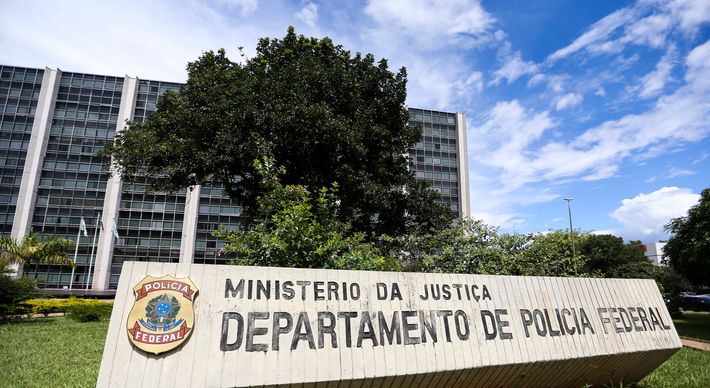 Criada no período da ditadura militar, a legislação tem sido usada com mais frequência pelo governo de Jair Bolsonaro em comparação aos antecessores
