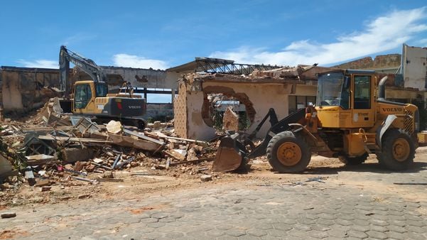 O local, que foi um dos clubes mais famosos do Sul do Espírito Santo, estava interditado pela Defesa Civil.