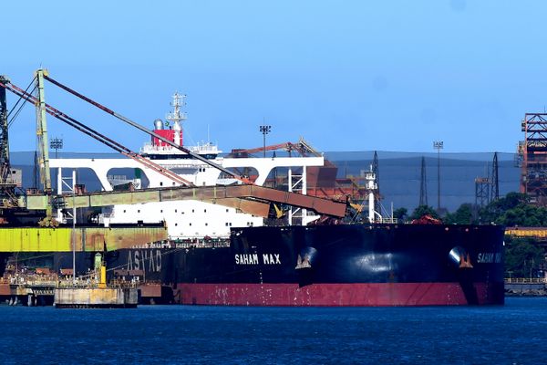 Data: 29/12/2020 - ES - Vitória - Embarque de minério de ferro no Porto de Tubarão - Editoria: Economia - Foto: Fernando Madeira - GZ