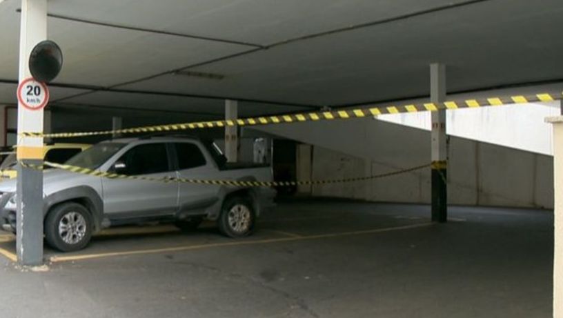 Edifício-garagem interditado em Cariacica