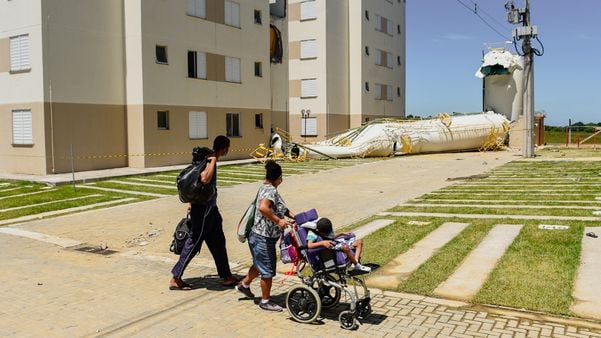 Acidente aconteceu no condomínio do programa Minha Casa Minha Vida, São Roque, em Padre Gabriel por Vitor Jubini