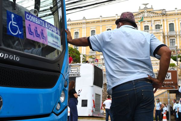 Protesto dos cobradores do Transcol, saindo da Praça de Jucutuquara e seguindo até o Palácio Anchieta, em Vitória