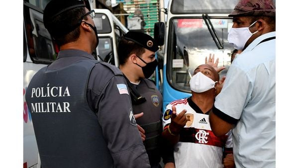 Protesto dos cobradores de ônibus do Sistema Transcol - Eles saíram da Praça de Jucutuquara e seguiram até o Palácio Anchieta, em Vitória  por Fernando Madeira