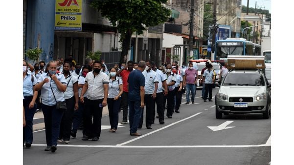 Protesto dos cobradores de ônibus do Sistema Transcol - Eles saíram da Praça de Jucutuquara e seguiram até o Palácio Anchieta, em Vitória  por Fernando Madeira
