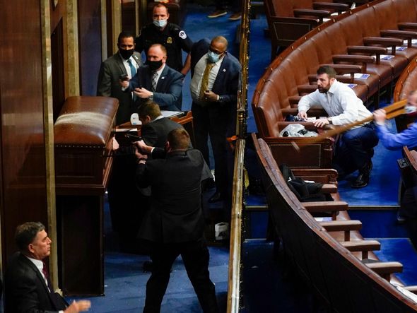 Apoiadores de Donald Trump se reúnem em Washington por ANDREW HARNIK/ASSOCIATED PRESS/ESTADÃO CONTEÚDO
