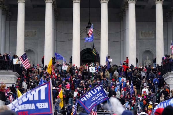 Apoiadores de Donald Trump se reúnem em Washington por JULIO CORTEZ/ASSOCIATED PRESS/ESTADÃO CONTEÚDO