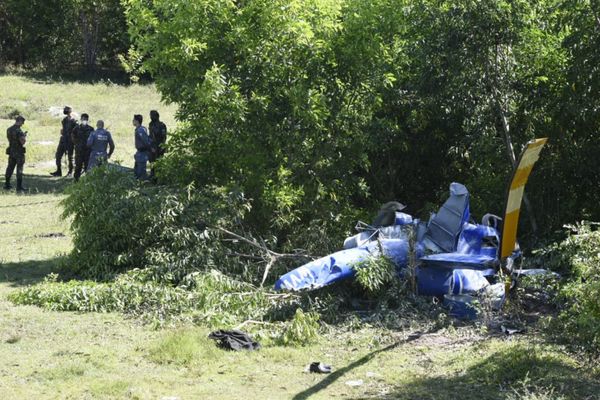Técnicos do Cenipa iniciam análise em helicóptero que caiu em Vila Velha por Carlos Alberto Silva 