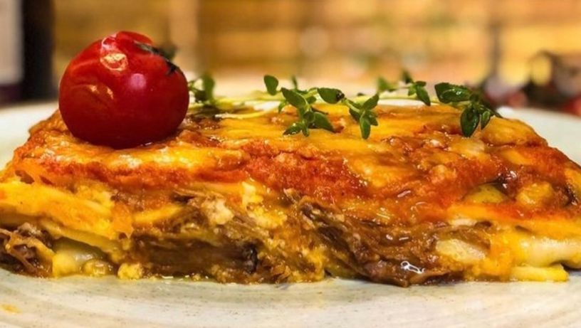 Lasanha de ragu de carne da rotisseria Saúva Gastronomia, em Vitória