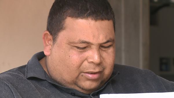 Com quase 300 quilos, morador de Linhares espera por ajuda 