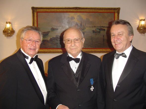 2005.  Jônice Tristão, Gilberto Michelini, cônsul da Finlândia,  e Irineu Vasconcellos  por Adriano Souza/Arquivo A Gazeta