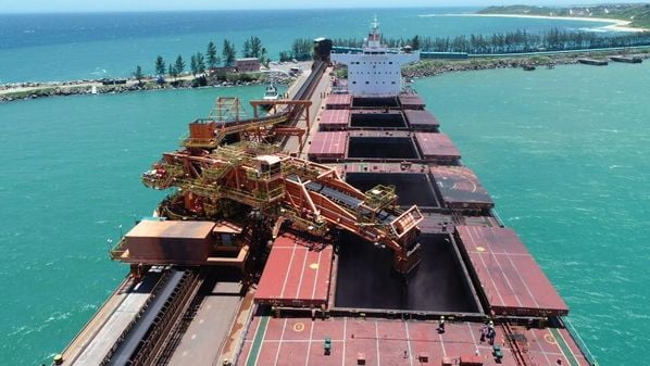 Ubu, que é da Samarco, é o segundo maior terminal de minério do Espírito Santo, atrás de Tubarão, da Vale, e está entre os maiores do Brasil