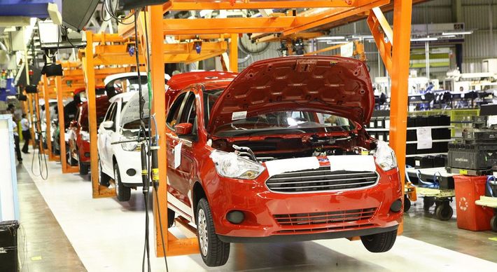 Decisão da Ford de encerrar a produção no Brasil reacendeu o debate sobre a desindustrialização do país