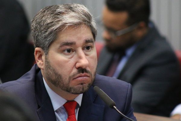 Cidadania afasta o deputado estadual Fernando Cury após parlamentar ser gravado passando a mão na deputada Isa Penna (PSOL) na Alesp