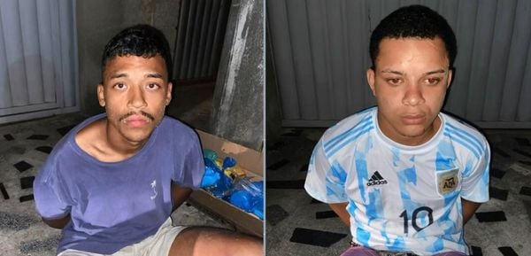 Pedro Henrique Gomes Oliveira, 20 anos (à esquerda) e Thiago Francisco Cristo, de 18 anos, presos pelo crime no Morro do Moreno