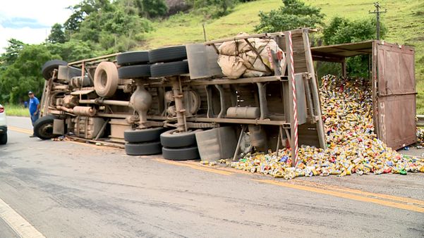 Acidente foi próximo ao distrito de Cavalinho, em João Neiva