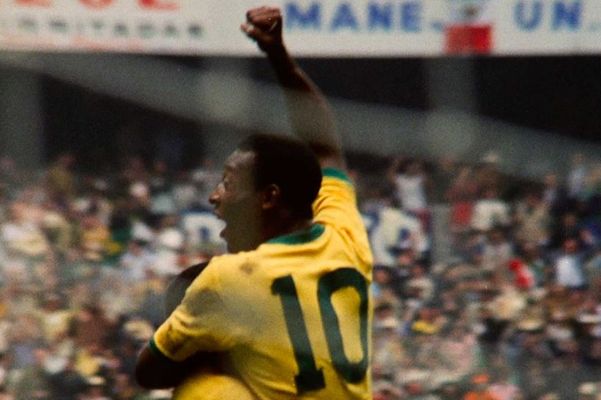Imagem do jogador Pelé no documentário sobre ele na Neflix