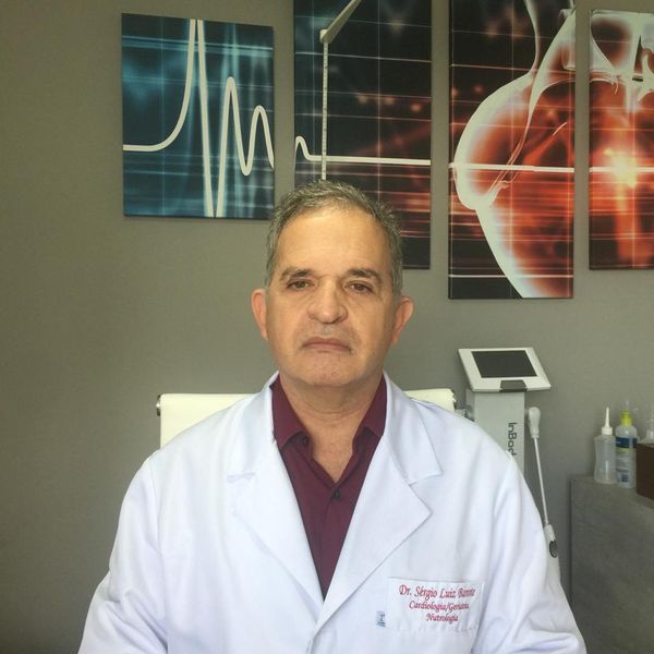 Sérgio Luiz Barrote é o médico campeão de atendimentos no projeto. Já são mais de 600 pacientes atendidos de forma voluntária pela plataforma on-line