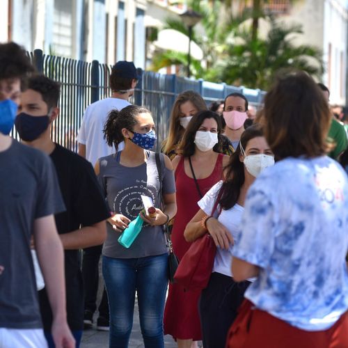 Além de fazer a redação, candidatos responderam a 45 questões de Linguagens, Códigos e Suas Tecnologias e 45 questões de Ciências Humanas e Suas Tecnologias
