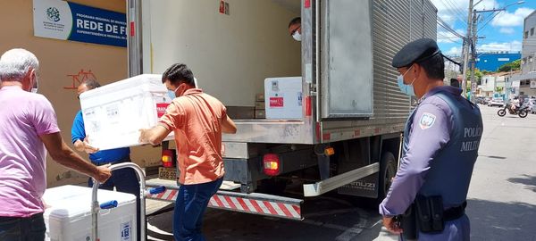 CoronaVac, vacina contra a Covid-19 chega em Colatina, ES