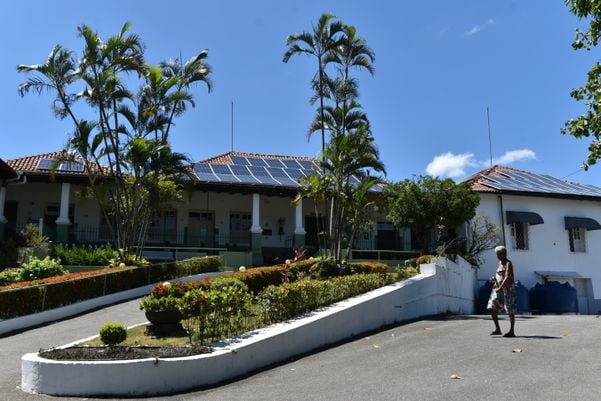 Data: 19/01/2021 - ES - Vitória - Idosos e cuidadores do Asilo de Vitória recebem vacina contra Covid-19 - Editoria: Cidades - Foto: Fernando Madeira - GZ por Fernando Madeira