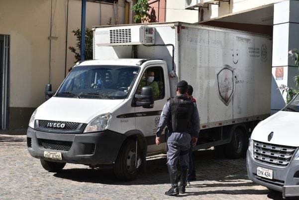 Data: 19/01/2021 - ES - Vitória - Na Rede de Frio da Sesa - Distribuição de vacina para os municípios da Grande Vitória - Editoria: Cidades - Foto: Fernando Madeira - GZ por Fernando Madeira