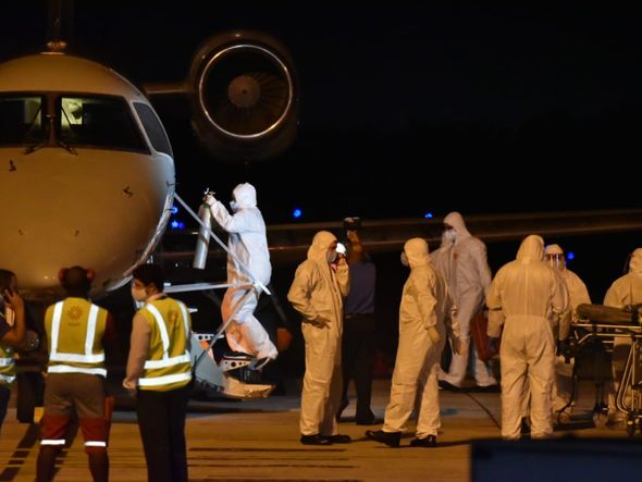 Pacientes de Manaus infectados com Covid-19 chegam ao Aeroporto de Vitória por Fernando Madeira 