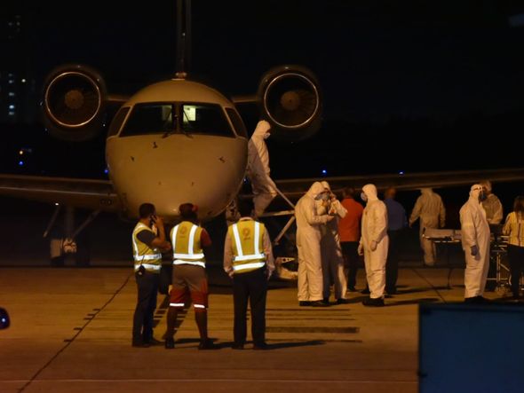 Pacientes de Manaus infectados com Covid-19 chegam ao Aeroporto de Vitória por Fernando Madeira 
