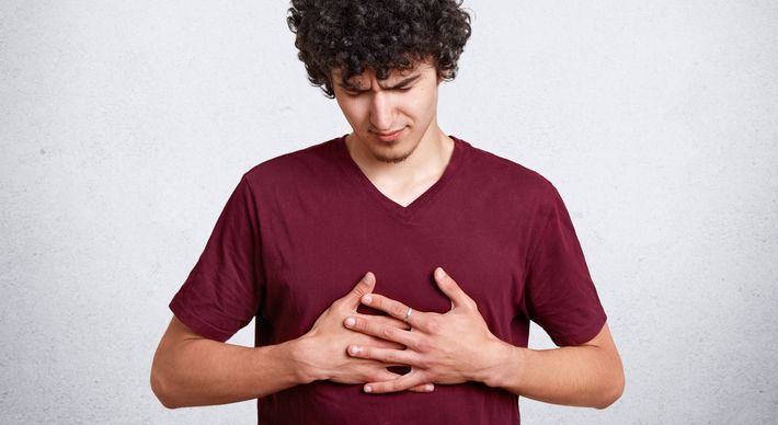 Não queremos sentir esse vazio interno, inútil, por isso o cobrimos, de forma doentia, com excesso de trabalho, comida, sexo, jogos ou qualquer outra coisa que preencha