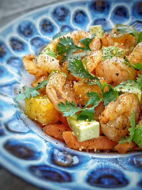 Shrimp Salad with Sweet Potato, Orange, Avocado, Grilled Pineapple and Cilantro by Chef Joelma Celestrini