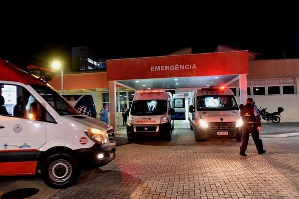 Hospital Jayme Santos Neves, na Serra, recebe trinta e seis pacientes com Covid-19 vindos de Manaus por Fernando Madeira