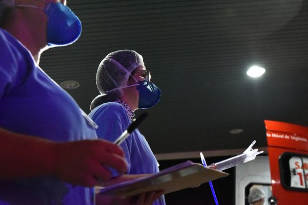 Hospital Jayme Santos Neves, na Serra, recebe trinta e seis pacientes com Covid-19 vindos de Manaus por Fernando Madeira