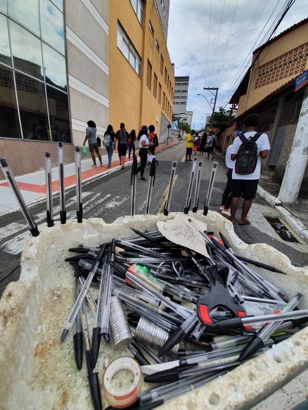 A chegada dos alunos à Faesa, um dos locais de prova do Enem 2020 por Carlos Alberto Silva 