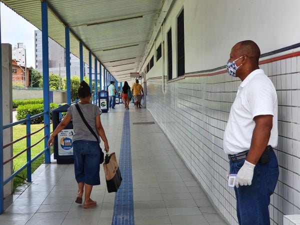 Início da movimentação de alunos para ingresso na prova do Enem 2020  por Carlos Alberto Silva 