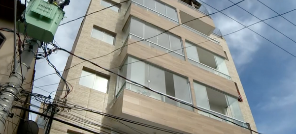 Prédio com risco de desmoronamento em Vila Velha por Reprodução | TV Gazeta
