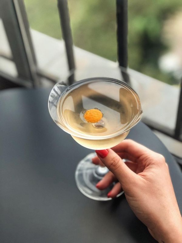 Drinque Coronation, por Ana Paula Ulrich