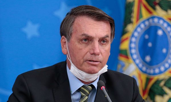 62 pedidos de impeachment contra Bolsonaro estão tramitando na Câmara