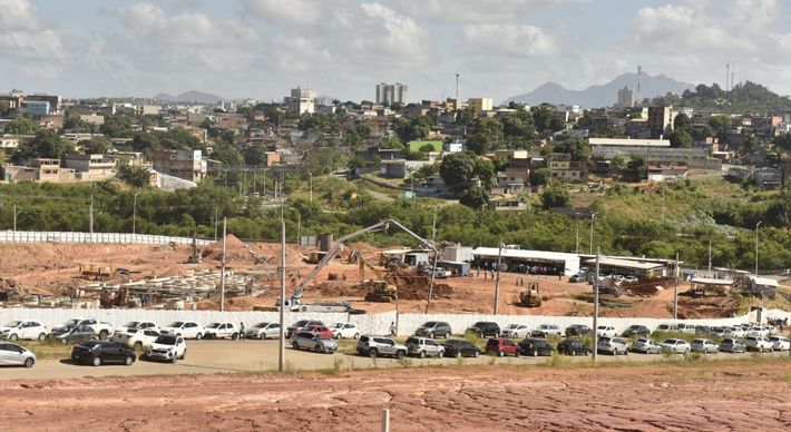 Obra do governo estadual tem prazo de execução de 36 meses e investimento de R$ 206 milhões. Unidade receberá pacientes de todo o Estado