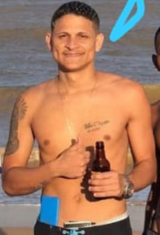 Patrick Ribeiro Campos,  24 anos (foragido)