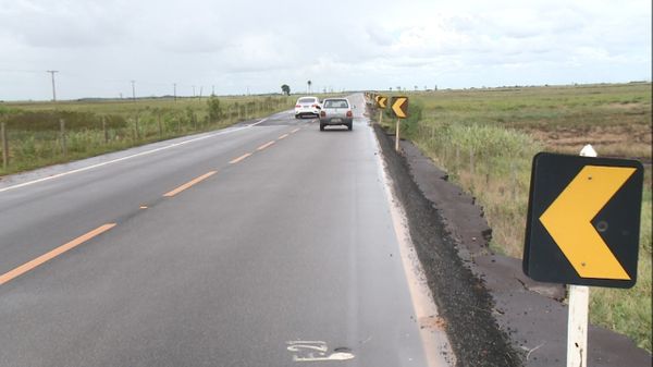 7 anos após enchente, estrada do Pontal ainda está danificada