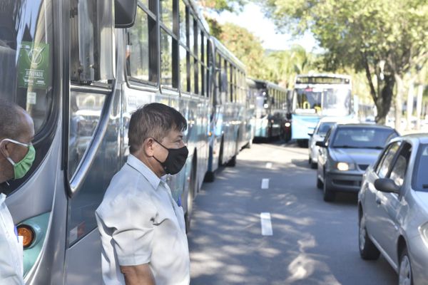 Rodoviários fazem manifestação em Vitória por Ricardo Medeiros