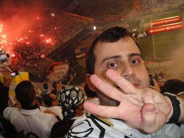 Roberto na final da Libertadores, em 2011