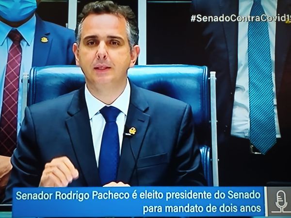 Rodrigo Pacheco (DEM-MG) é eleito presidente do Senado
