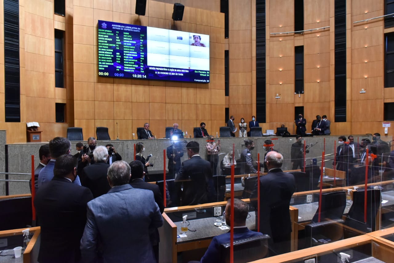 Plenário da Assembleia Legislativa durante a sessão