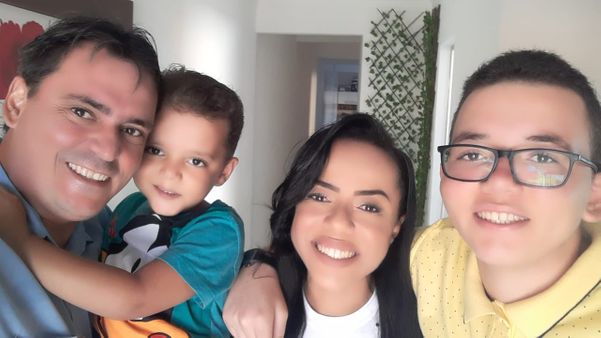 Família faz vaquinha para enviar estudante à Nasa