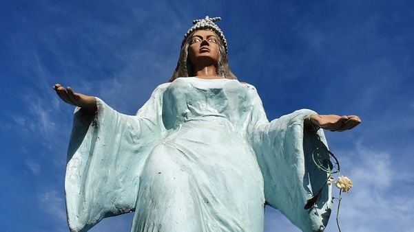 2021 - No dia 02 de fevereiro, as religiões do Candomblé e da Umbanda comemoram o dia da padroeira dos pescadores.  por Carlos Alberto Silva 