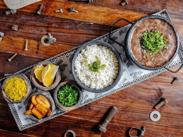 Feijoada do Hangar Gastrobar, em Colina de Laranjeiras, Serra