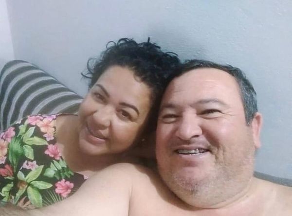 Adriano de Almeida Guizani e a esposa, Rosana Cardoso Vidal
