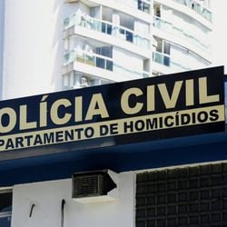 Vítima foi levada ao bairro Zumbi dos Palmares por um motorista de aplicativo, mas, ao chegar lá, foi abordada por traficantes