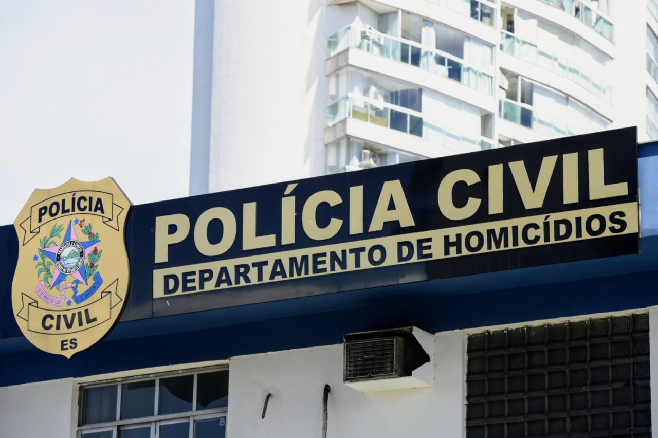Apenas 49% dos crimes ocorridos no Espírito Santo naquele ano tiveram ao menos um agressor denunciado pelo Ministério Público, segundo dados do Instituto Sou da Paz.
