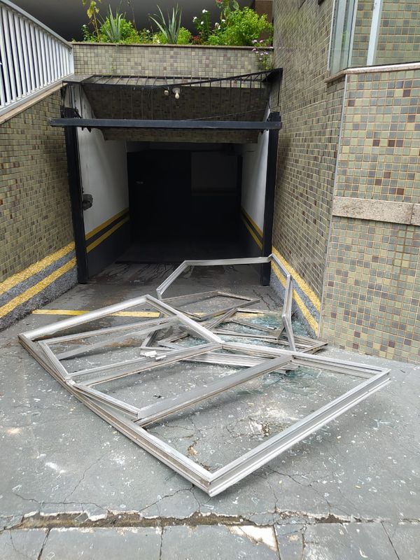 Explosão em apartamento no Centro de Vitória